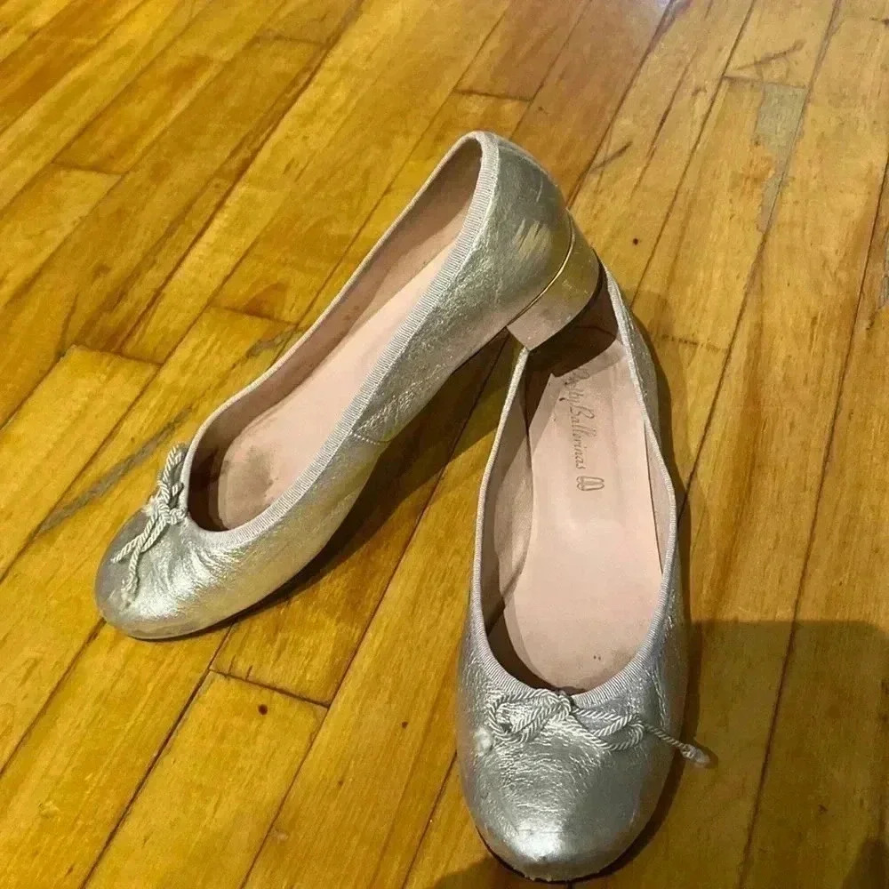 Pretty Ballerinas Silver Flats